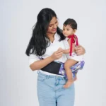 Hippy Hop - One strap Hip Seat Baby Carrier with Storage Pockets - Image 12