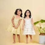 Kasavu Sweetheart Dress - Image 9