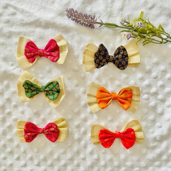 Brocade & Kasavu Hair Clip