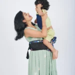 Hippy Hop - One strap Hip Seat Baby Carrier with Storage Pockets - Image 20